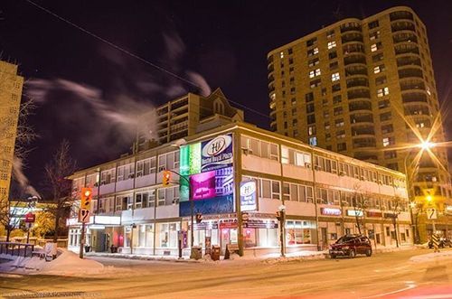 Hotel Royal Plaza Winnipeg Exterior foto